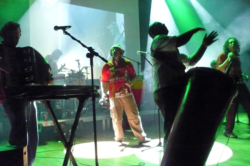 MPB no palco do Teatro do CIEE