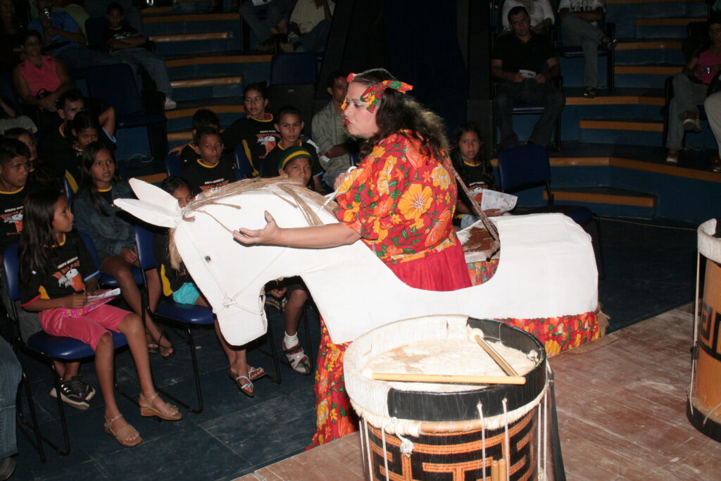 Burrinha dando boas vindas no show