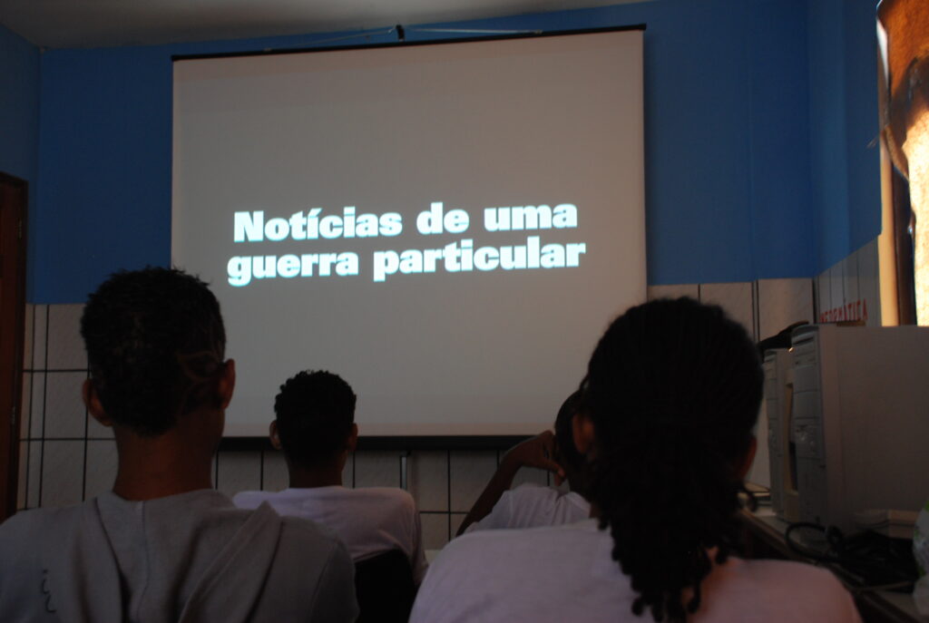 Momentos das oficinas de video do Ponto de Cultura