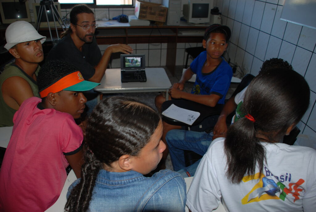 Momentos das oficinas de video do Ponto de Cultura