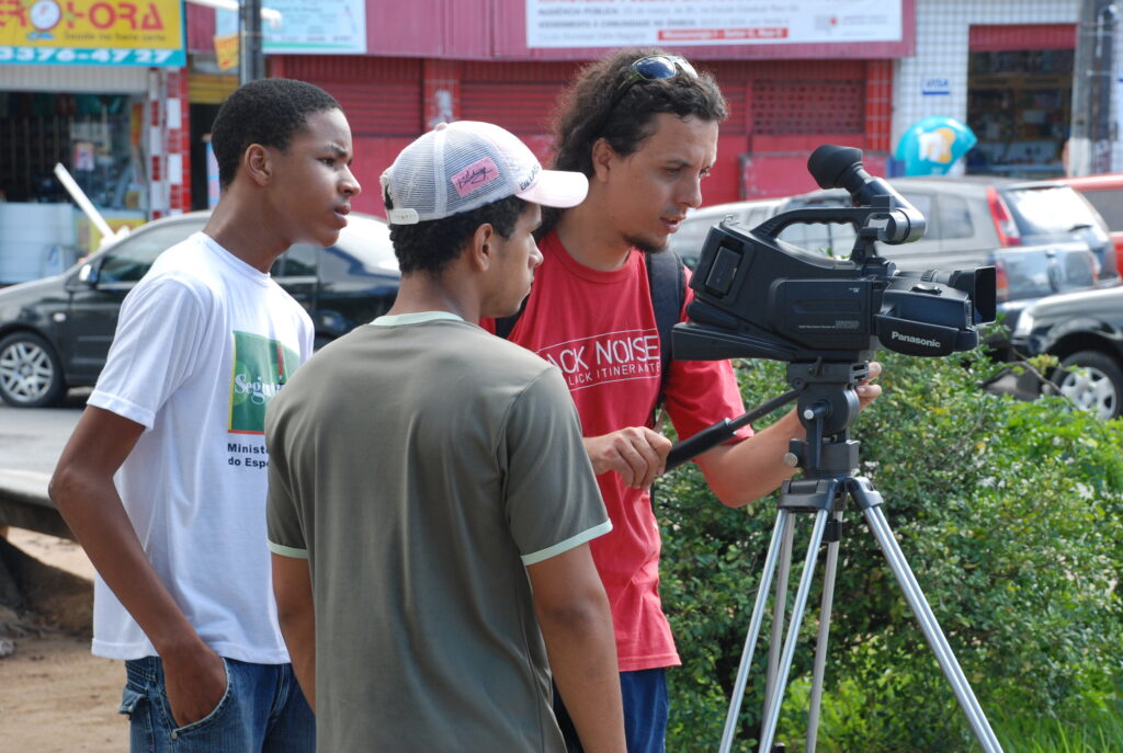 Momentos das oficinas de video do Ponto de Cultura