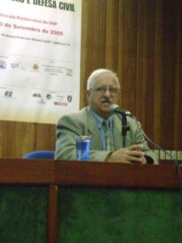 Lobato abrindo o Evento