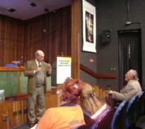 Momento de Homenagens - Dr. Ciro