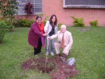 Alba, PhD. Richard Mills - Diretor Geral da IUAPPA e Ângela