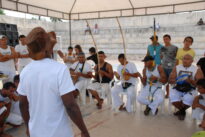 Ao som do berimbau...