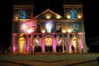 A igreja matriz especialmente ornamentada para o evento.