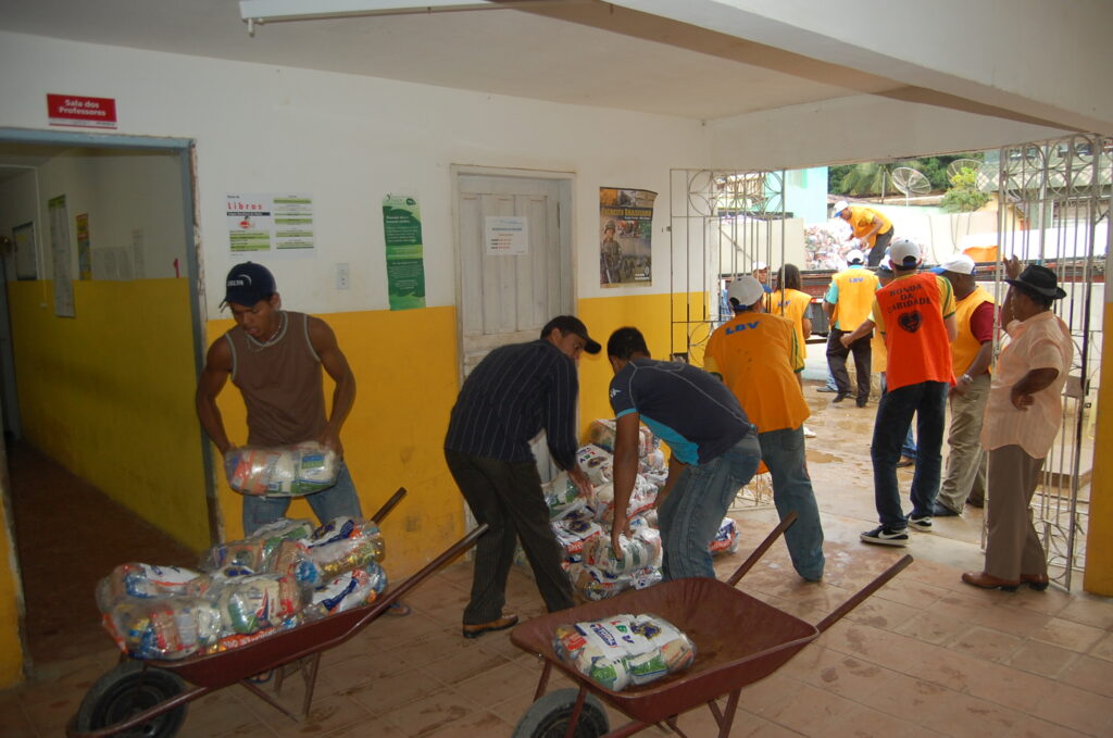 CODECIPE em Maraial recebe doação da LBV