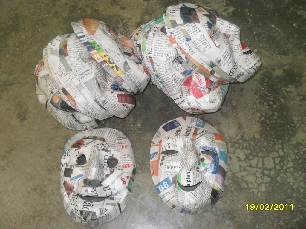 Máscaras sem pinturas
