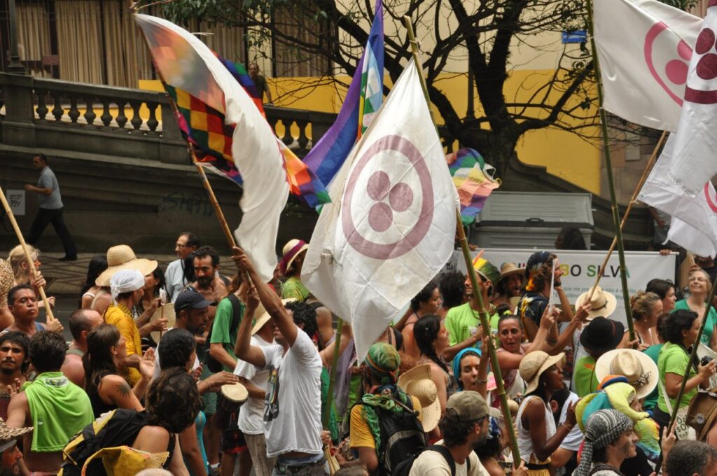 Aldeia da Paz na marcha de abertura do Fórum Social Temático