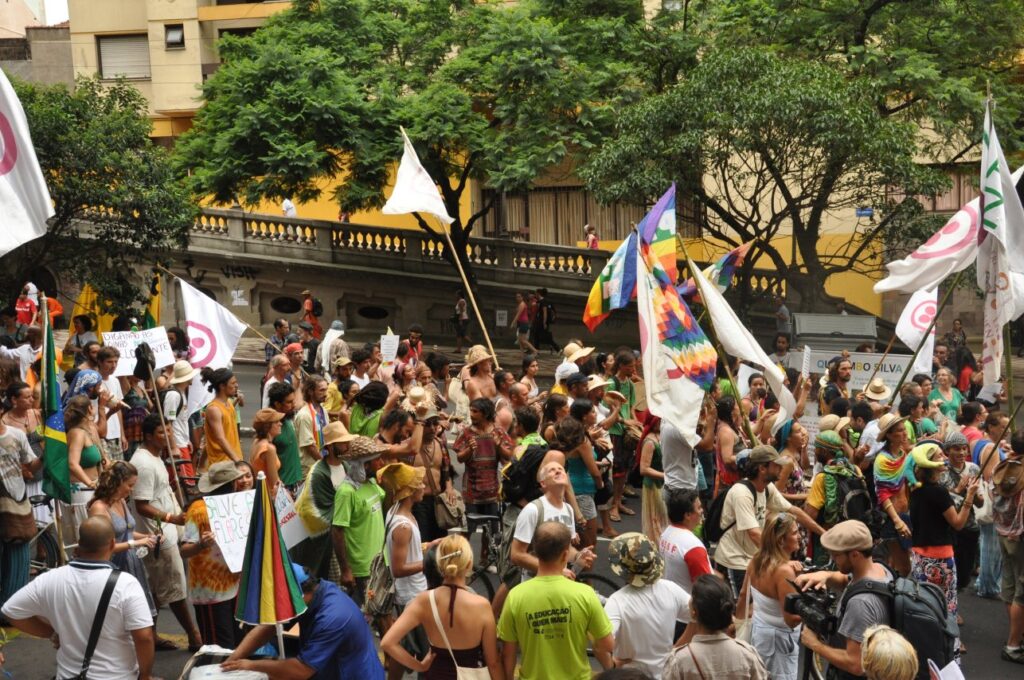Aldeia da Paz na marcha de abertura do Fórum Social Temático