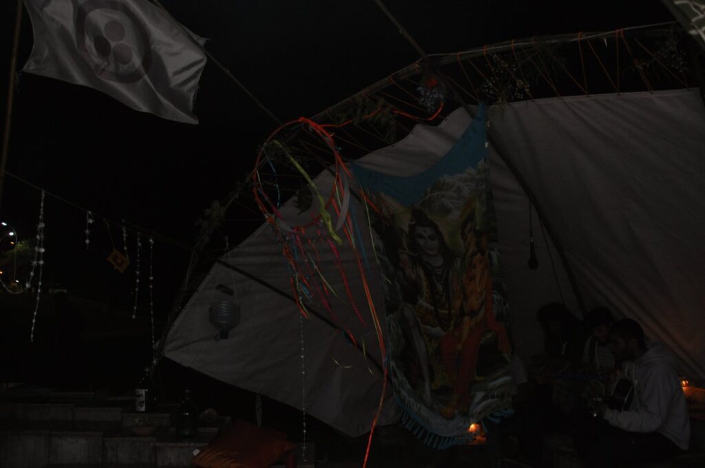 Artistas se apresentam no Palco Livre da Aldeia da Paz 2012