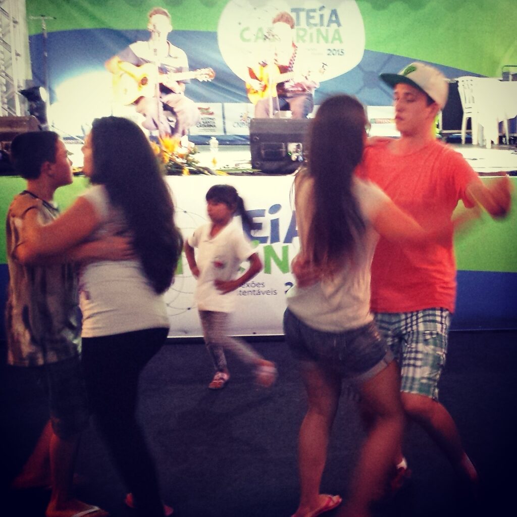 Os cantores do Ponto Caminho das Tropas animaram a festa!